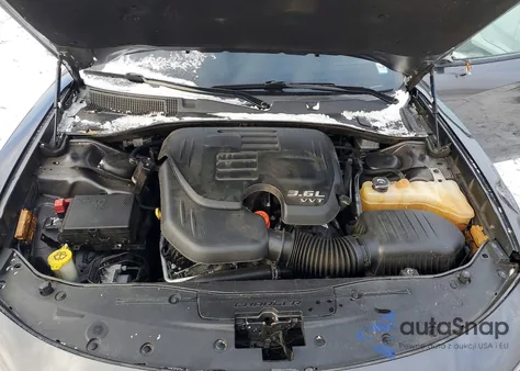 2019 Dodge Charger Sxt z USA, uszkodzony, nr VIN 2C3CDXJG3KH730381